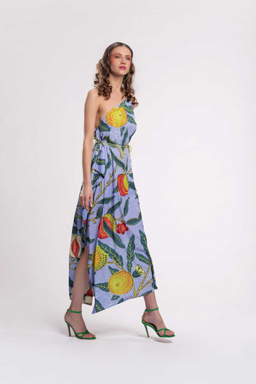 A pomegranate dress! one-shoulder dress with a side slit and ruffles. Its rope wrapping details make it sophisticated jujule lemonie