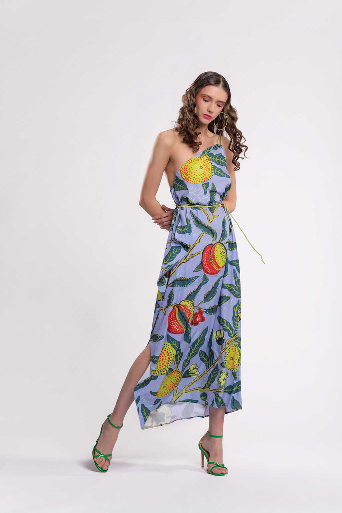 A pomegranate dress! one-shoulder dress with a side slit and ruffles. Its rope wrapping details make it sophisticated jujule lemonie